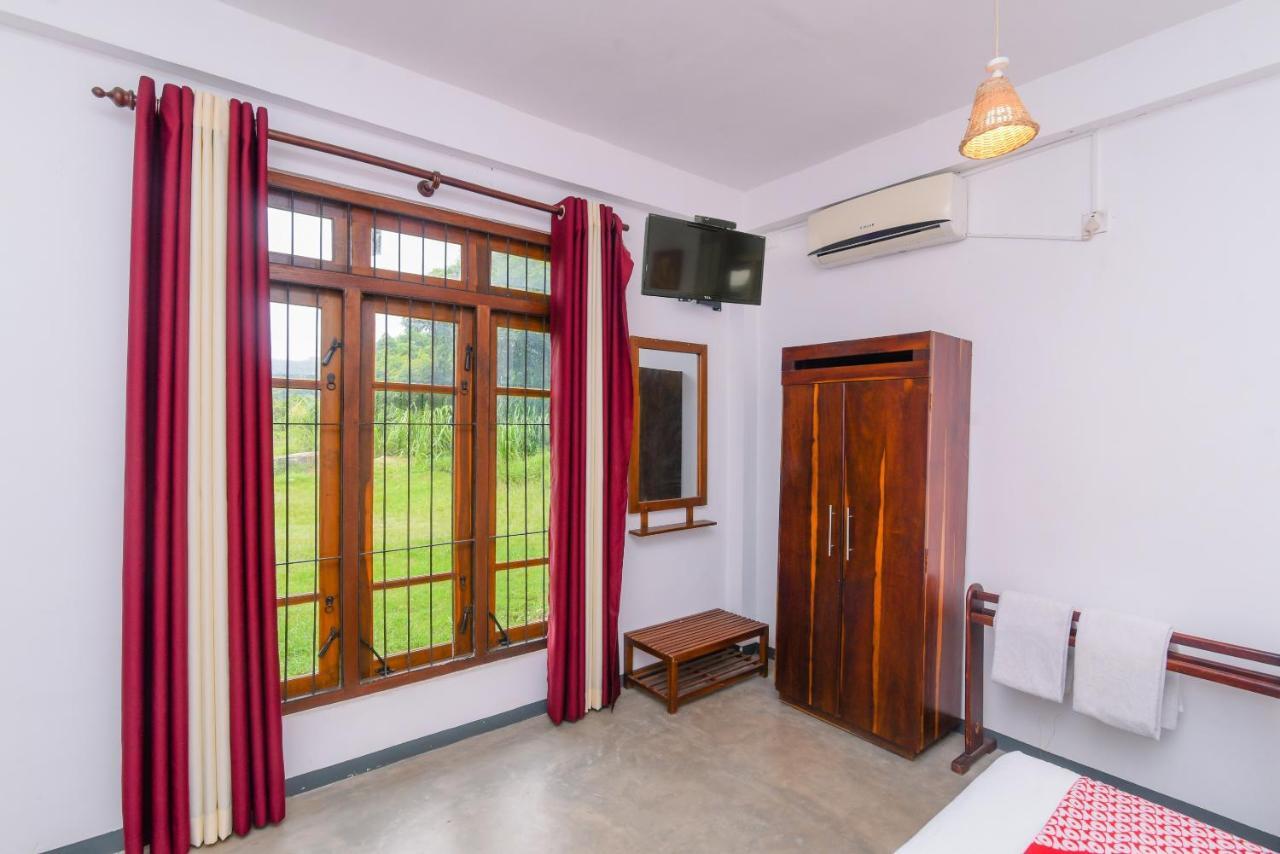 Oyo 386 White Tourist Guest Hotel 3*