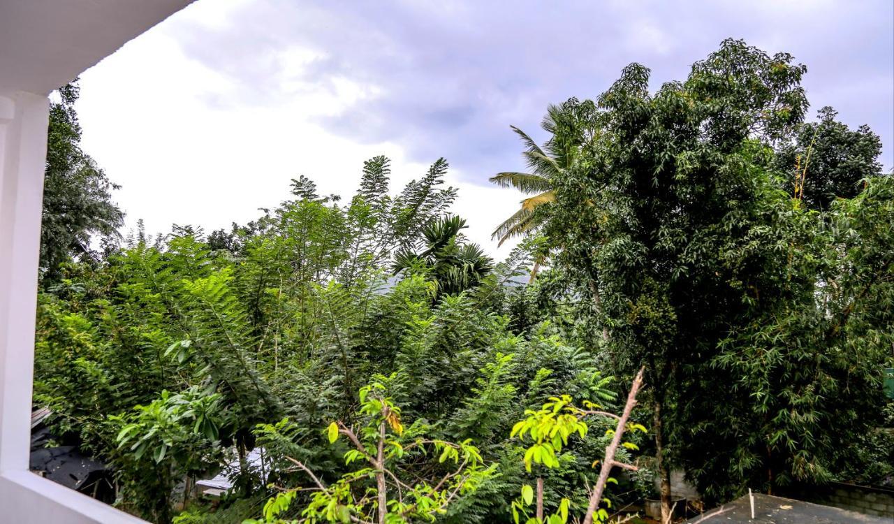 Sura Homestay *