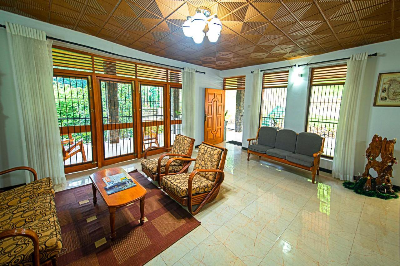 Aa Homestay *