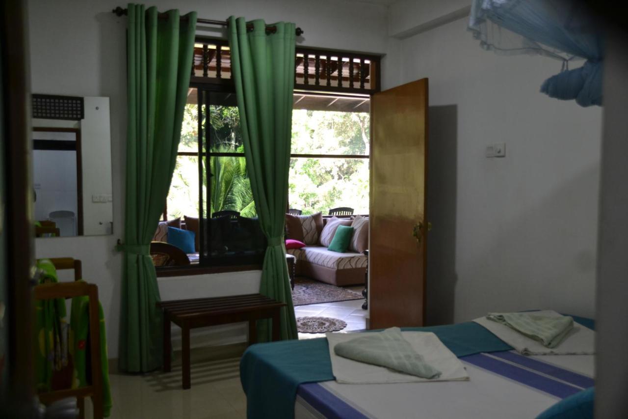 Woods Guest Homestay Kandy