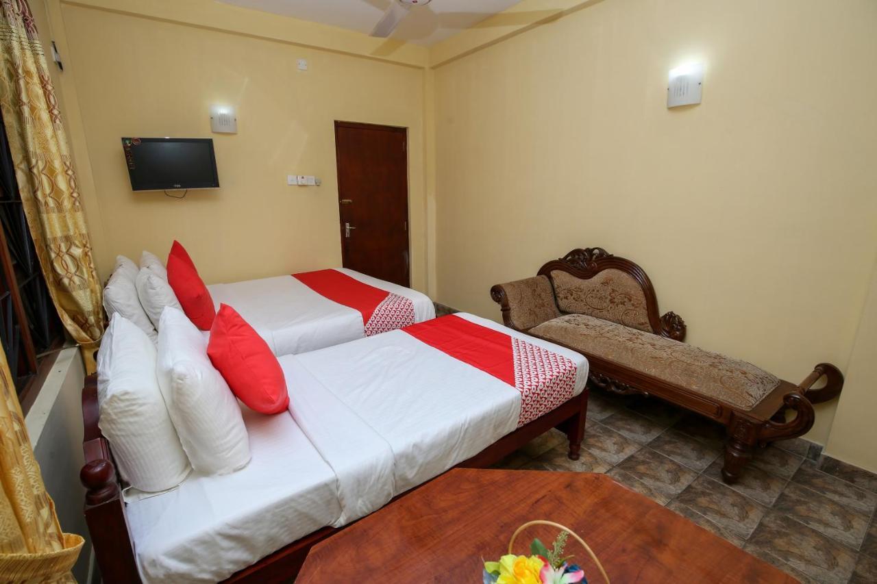 Hotel Oyo 433 Paradise 3*