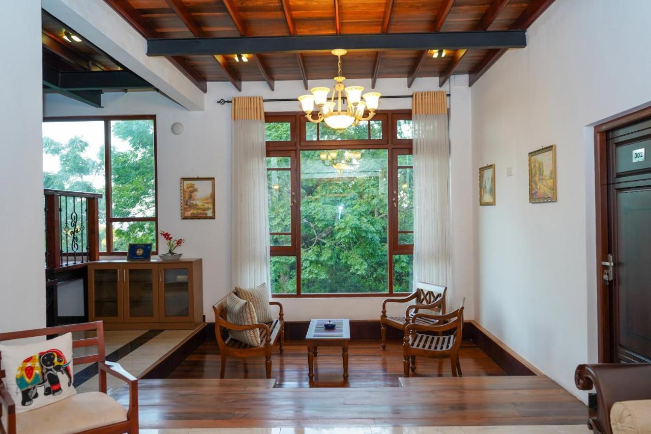 The Grand Hanthana 3* Kandy