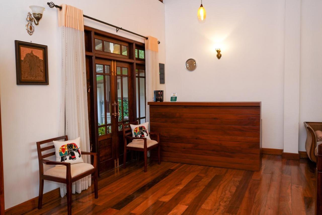 The Grand Hanthana Hotel 3*
