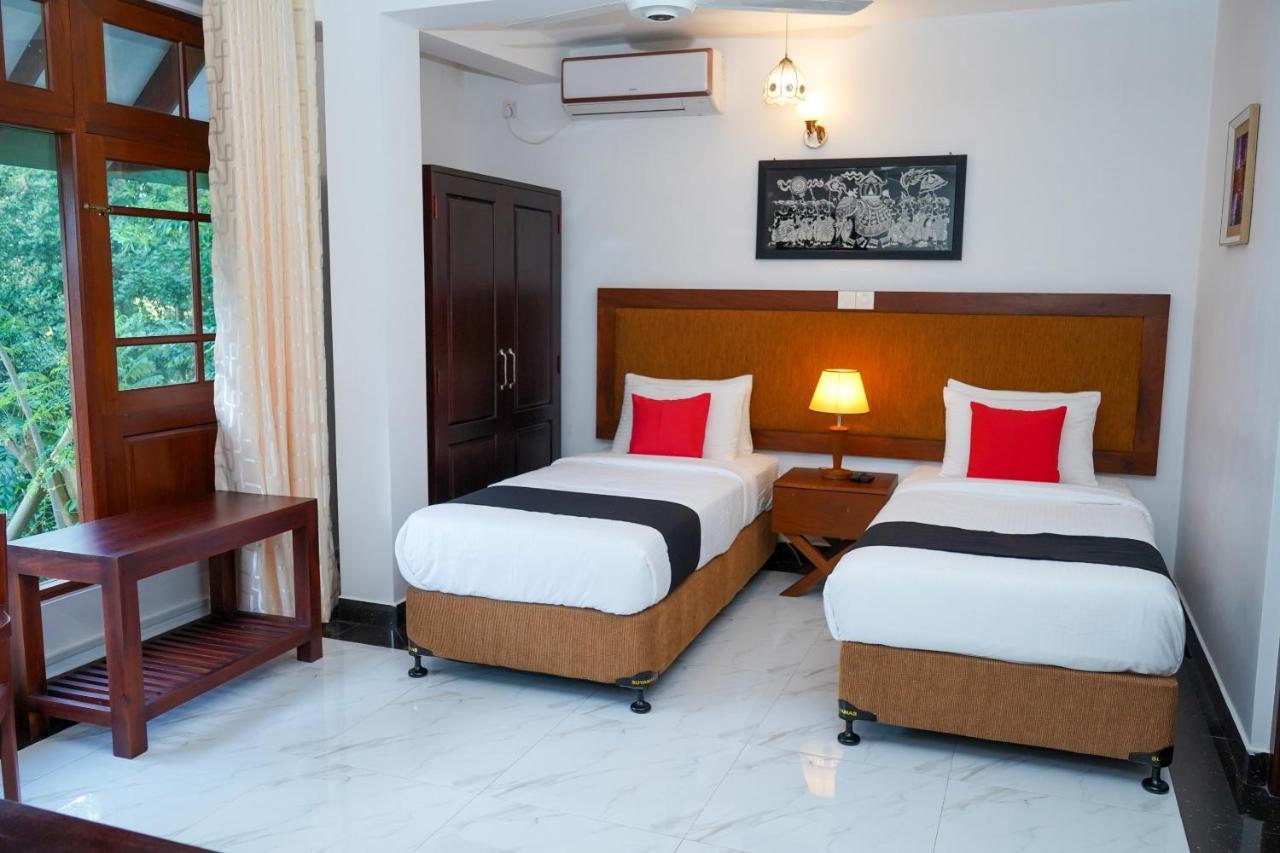 The Grand Hanthana