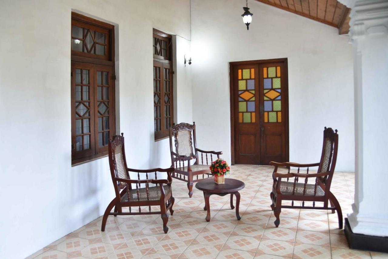 Homestay Antique Tourists