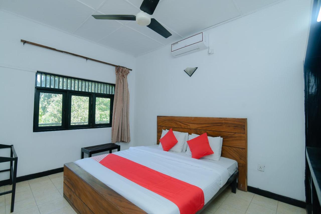 Hotel Oyo 479 Water Front Kandy