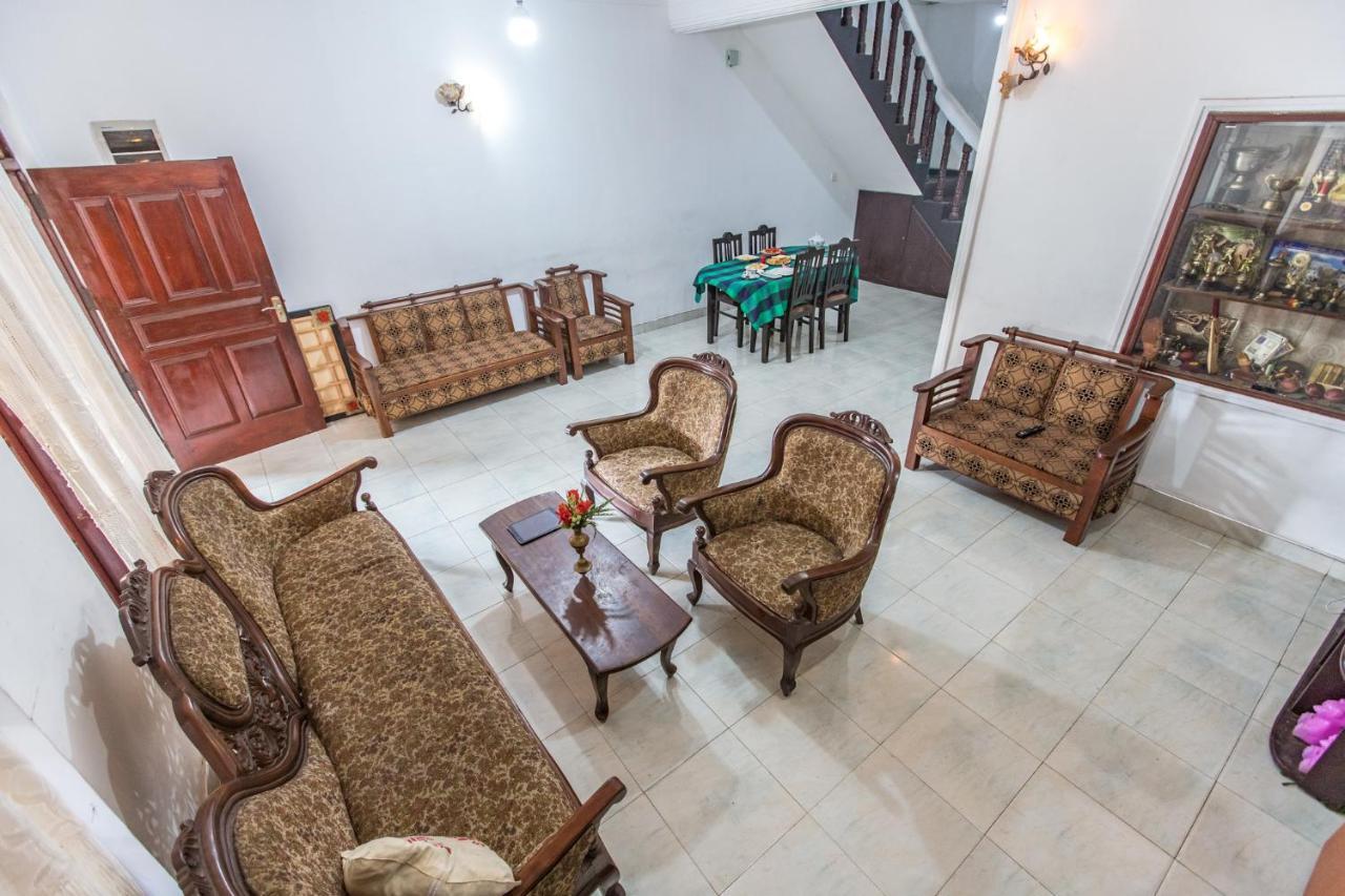 Bed & Breakfast Gamage Friendly Kandy