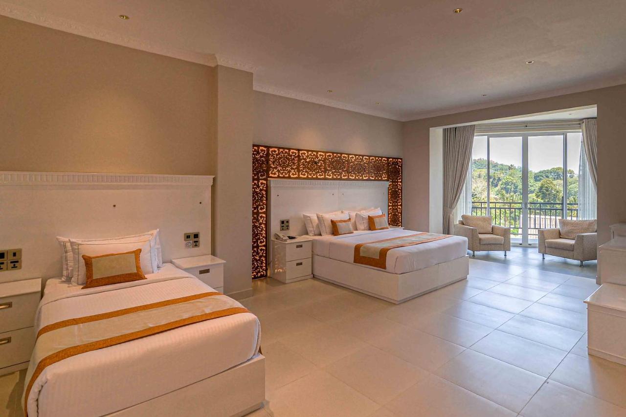 Hills Hotel 4*