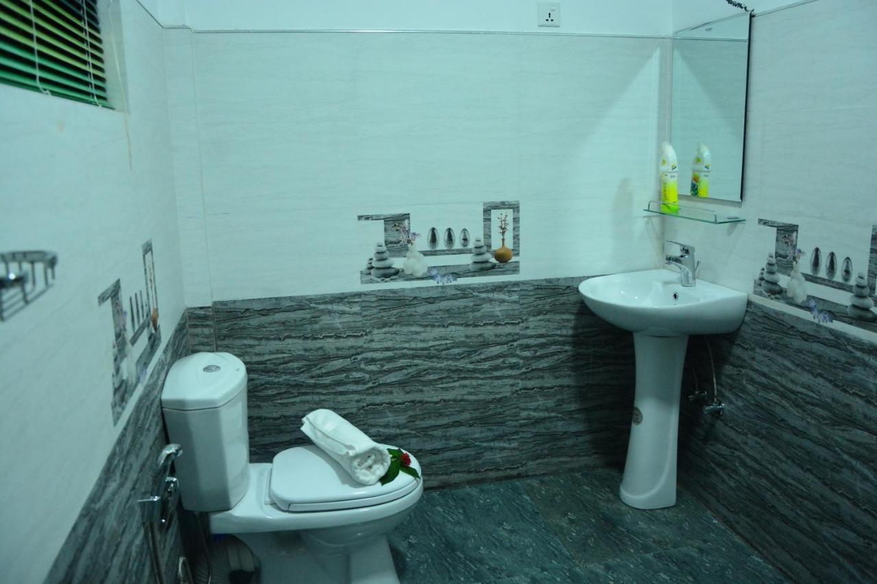 Hotel Seven Luck Palace 3*