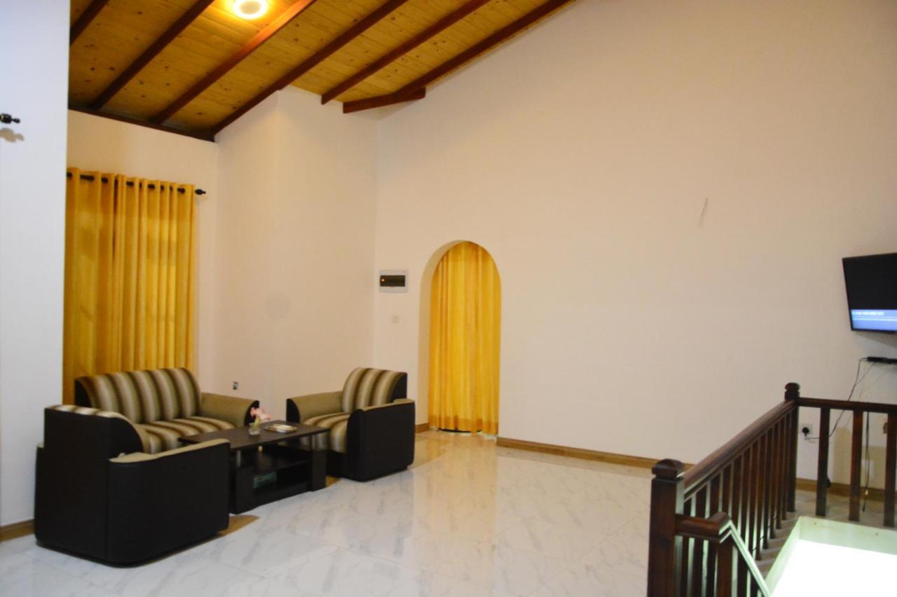 Seven Luck Palace 3* Kandy
