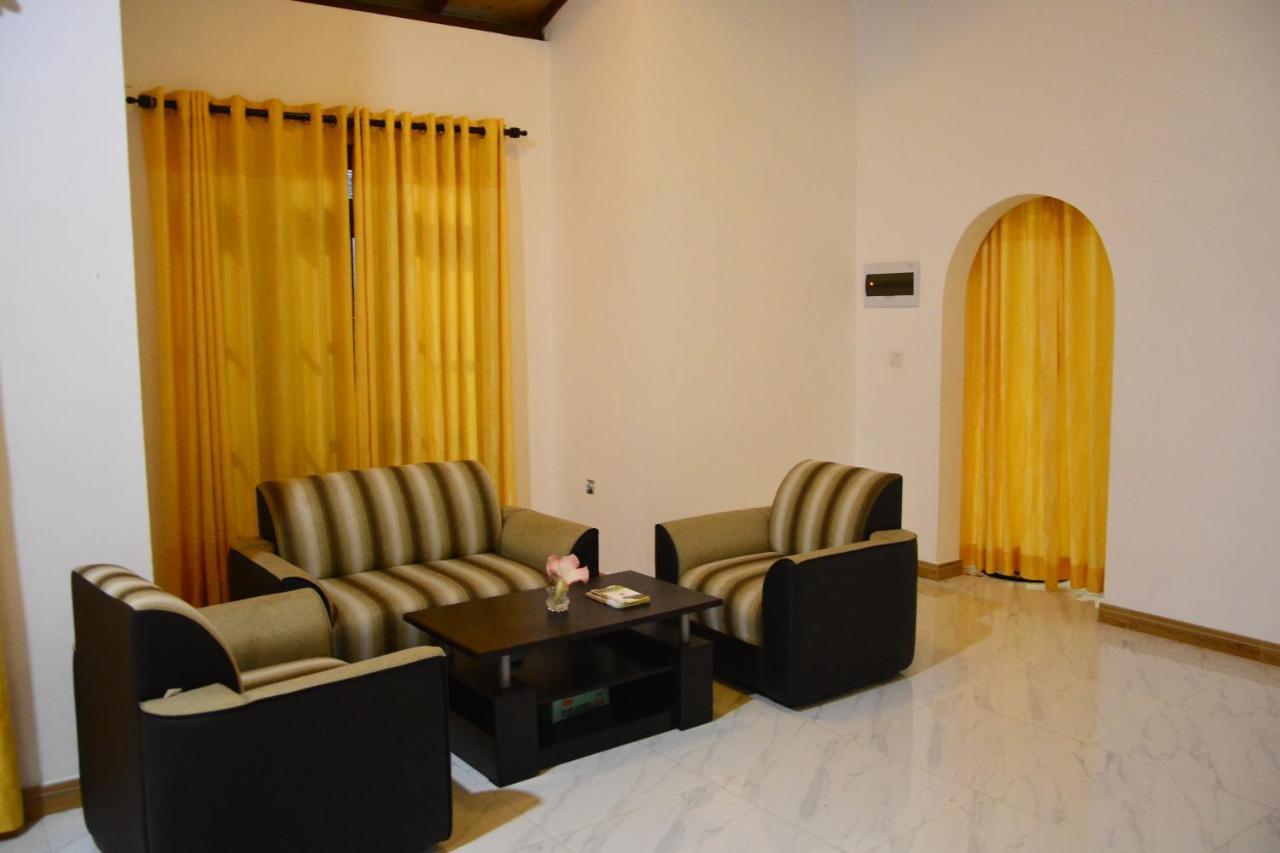 Hotel Seven Luck Palace 3*