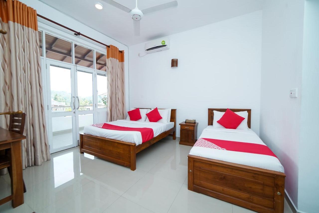 Hotel Dazzling 3*