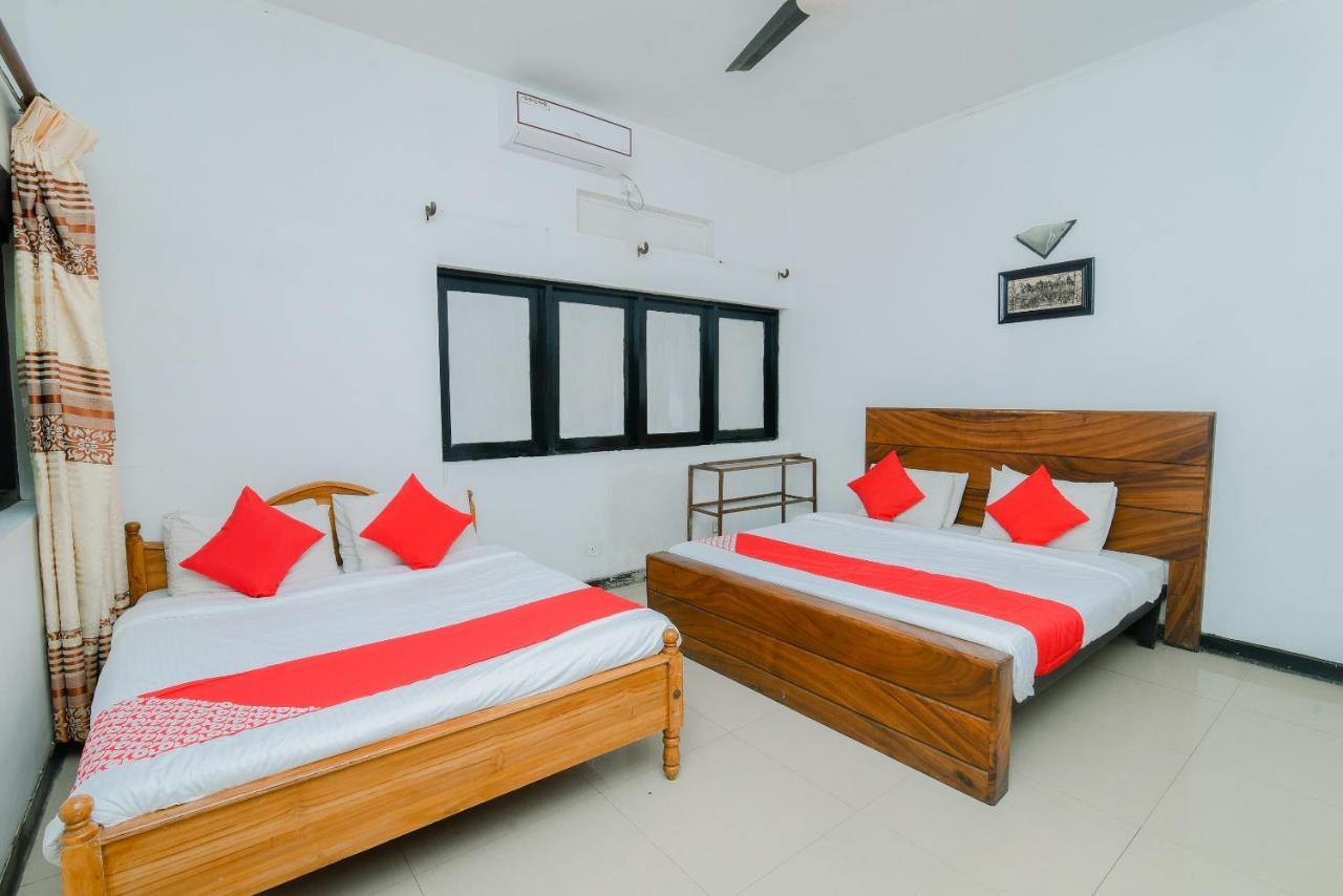 Oyo 479 Water Front Hotel Kandy