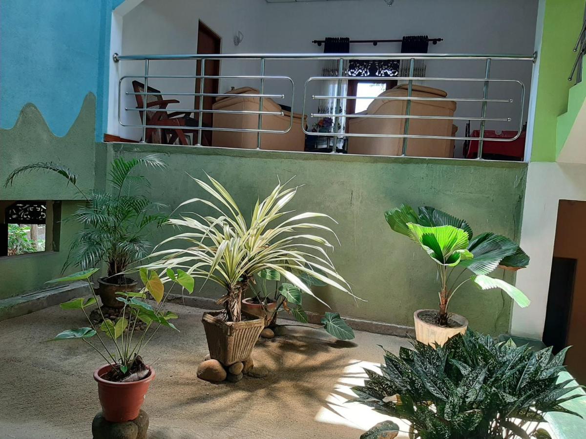Lalanga Kandy