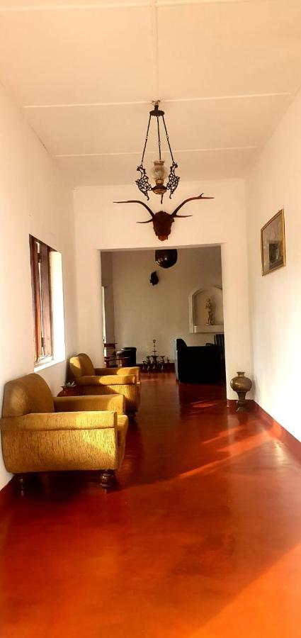 Don's Lounge & Guest house 3*