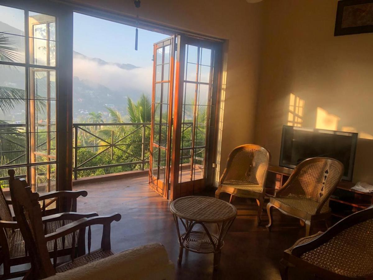 Bed & Breakfast No 51, Menik Rest Kandy