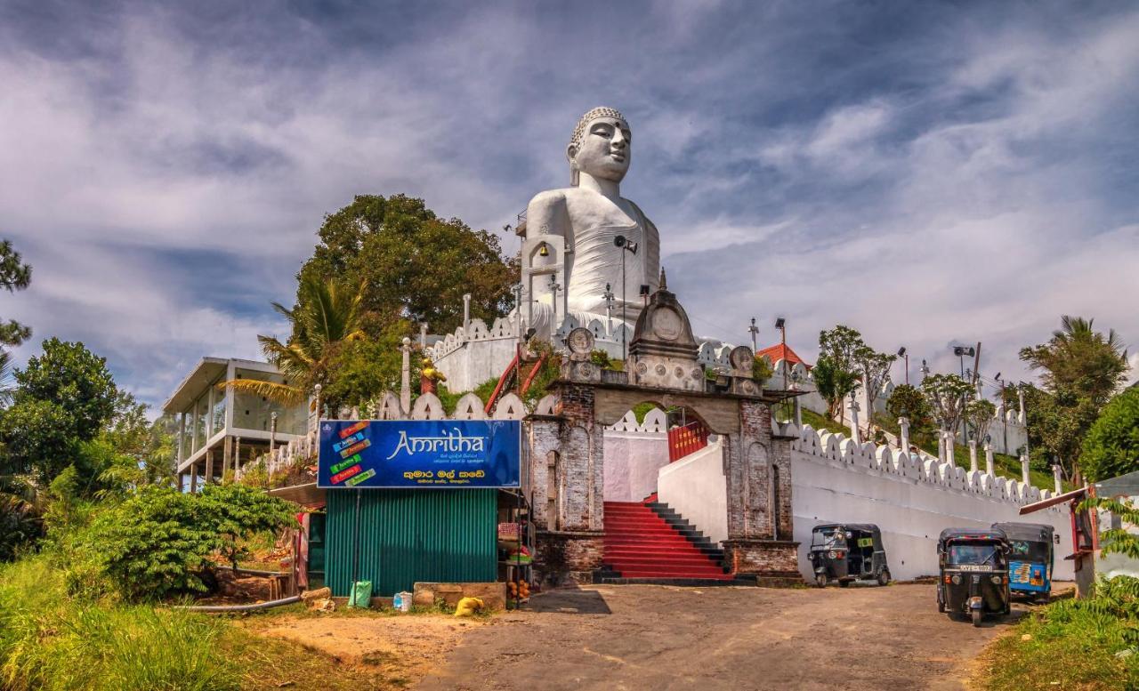 Hotel Oyo 386 White Tourist Guest 3*