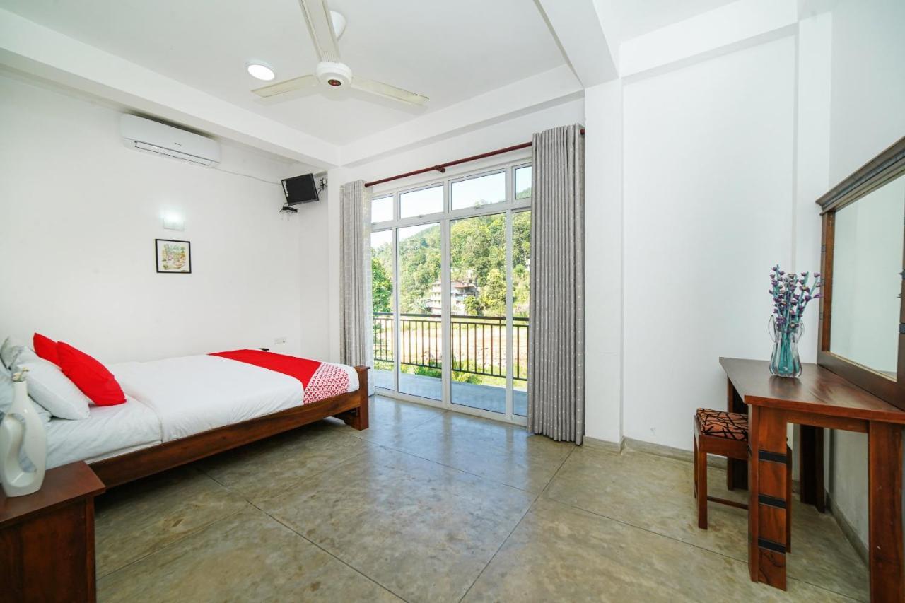Oyo 555 Dasuni Kandy