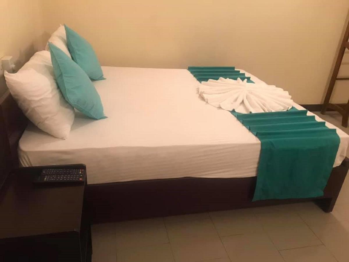 Travel Hub Kandy