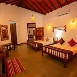 Muthu Villa