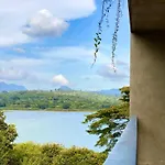 Escala Lake