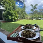 Kandy Gem Inn Blue Hotel