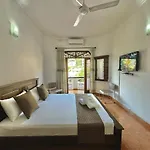 Villa Liyora