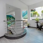 Ark Cabin Homestay Kandy