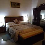 Nelinsa Residence