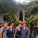 Olivia Residence And Hostel