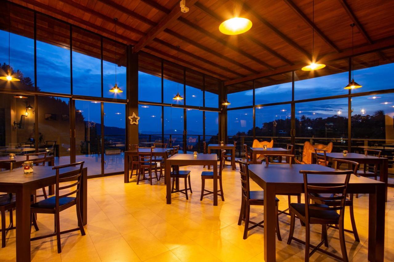 Pine Hill Hotel
