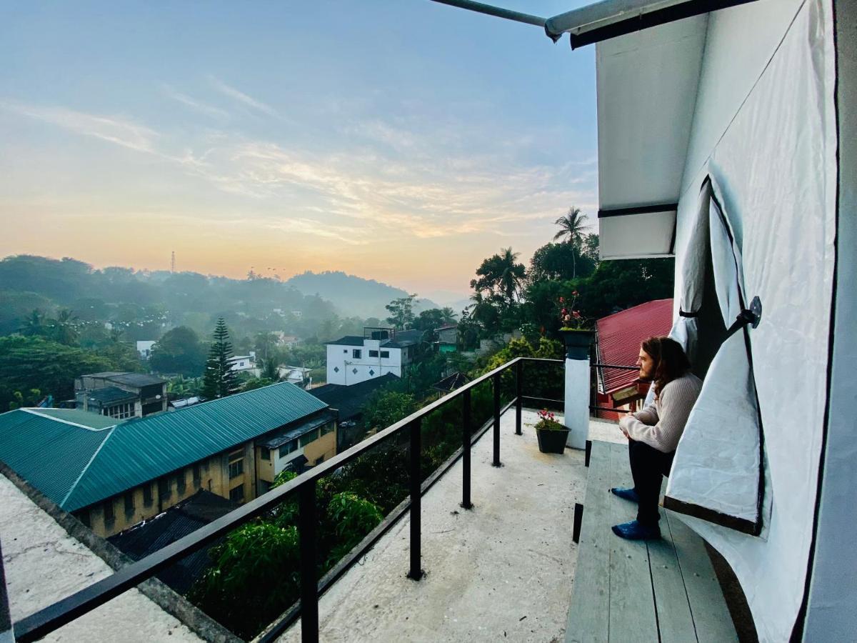 Bed & Breakfast The Sky Tents Kandy
