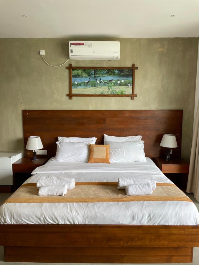 Lotus Hotel Kandy