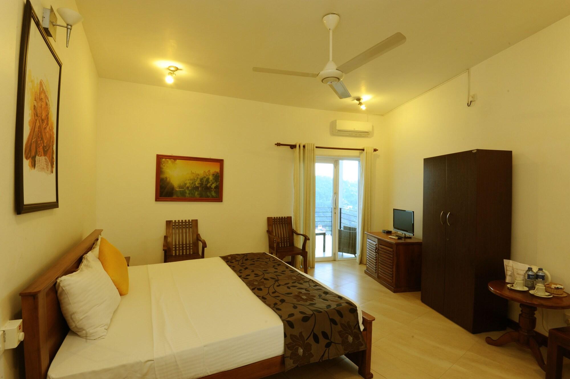 Hotel Hotel See Kandy 3*