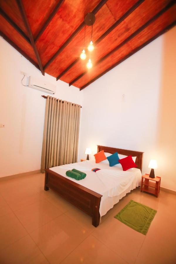 Kandyan Fo Rest