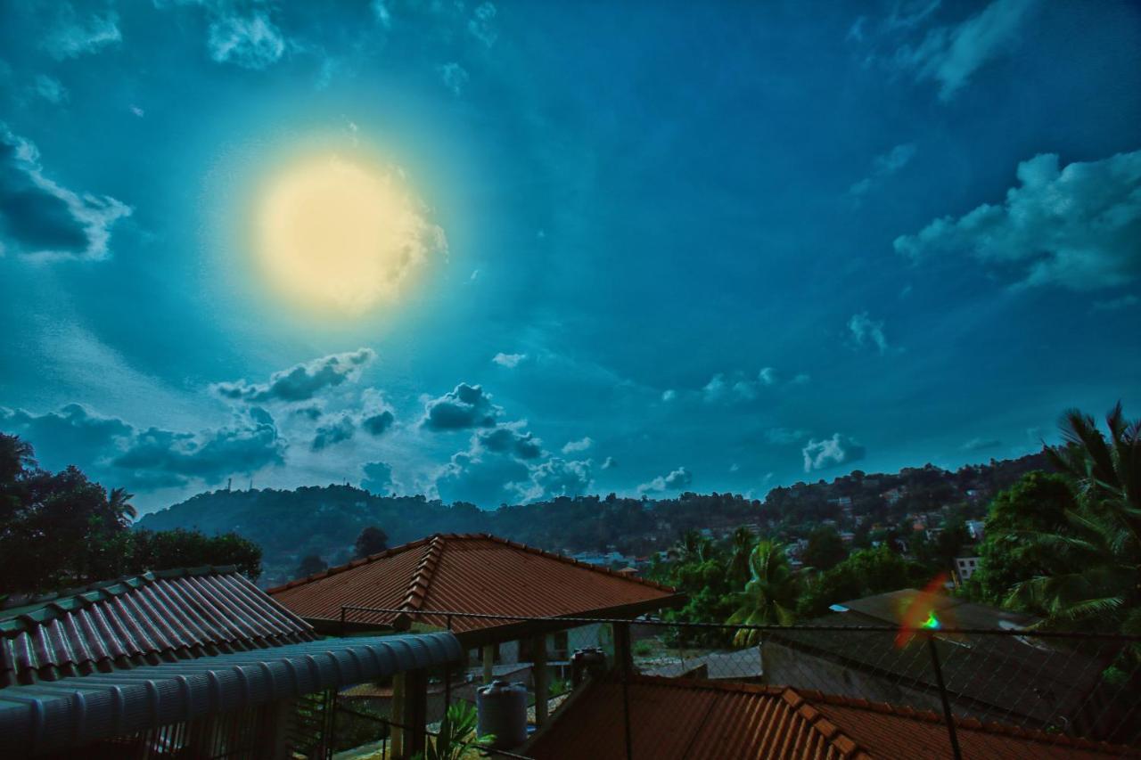 Kandyan Fo Rest Apartment Kandy