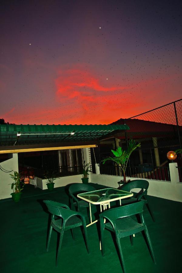 Apartment Kandyan Fo Rest