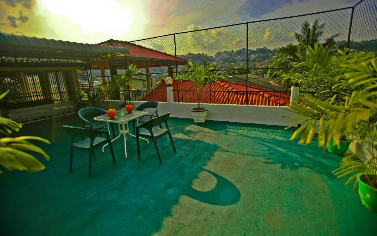 Kandyan Fo Rest Apartment
