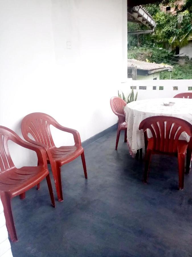 Chandi Mahal * Kandy