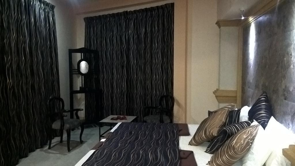 Senkada Rest Kandy