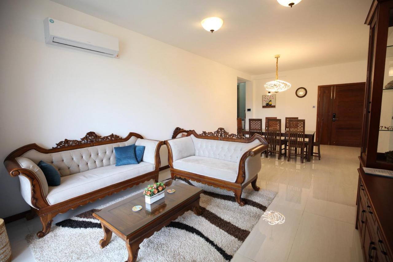 Hidden Relaxation At Kings Apartment Kandy