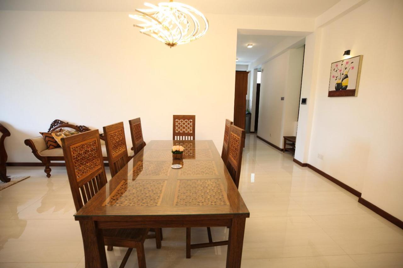 Hidden Relaxation At Kings Apartment Kandy
