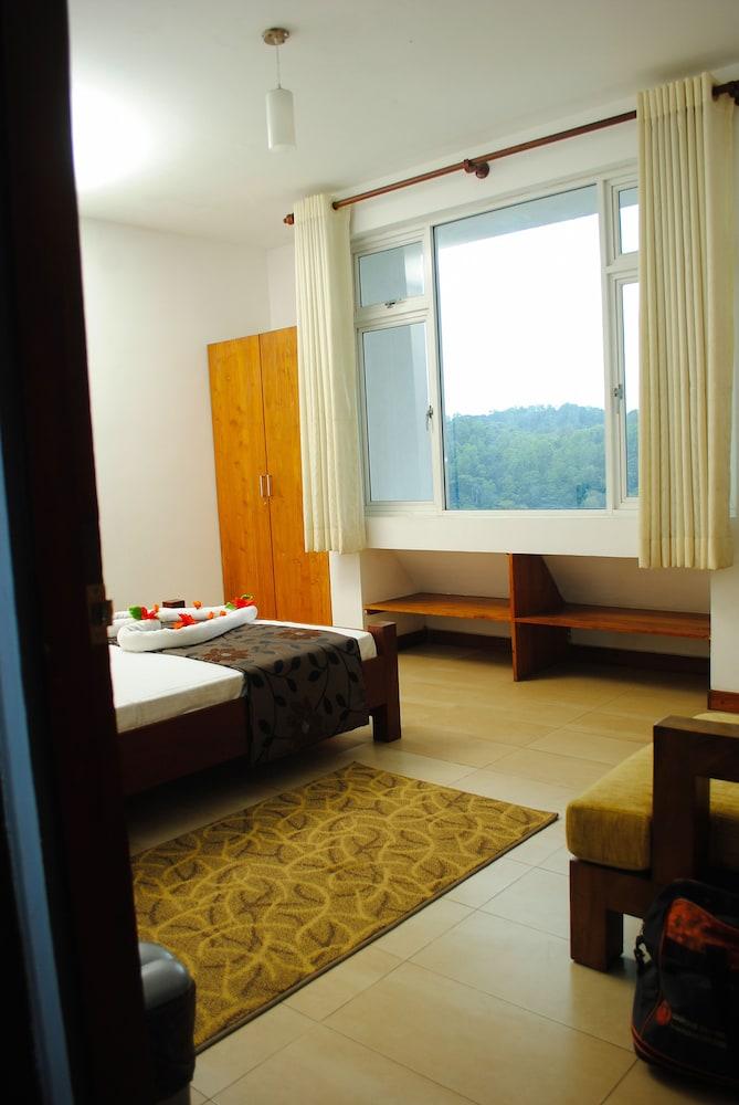 Hotel See Kandy Hotel
