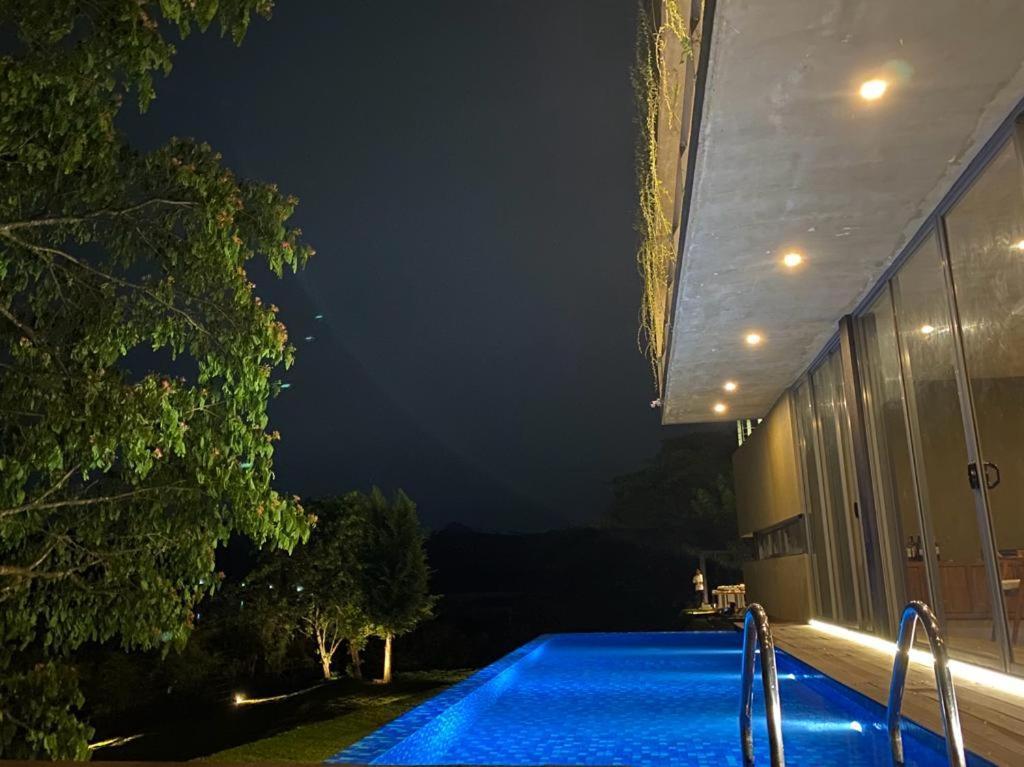 Escala Villa