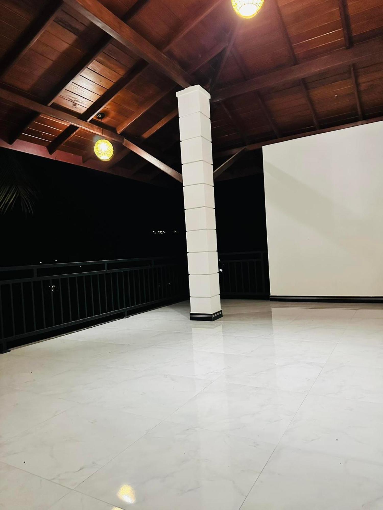 Guest house The Kandyan Secret - Free Pick Up From Railway Station Kandy