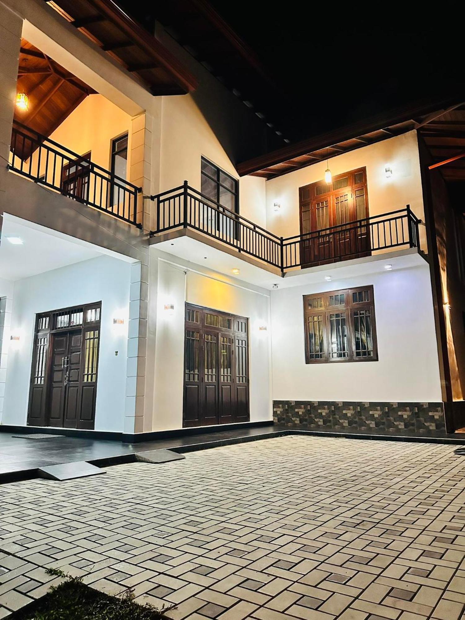 Guest house The Kandyan Secret - Free Pick Up From Railway Station *