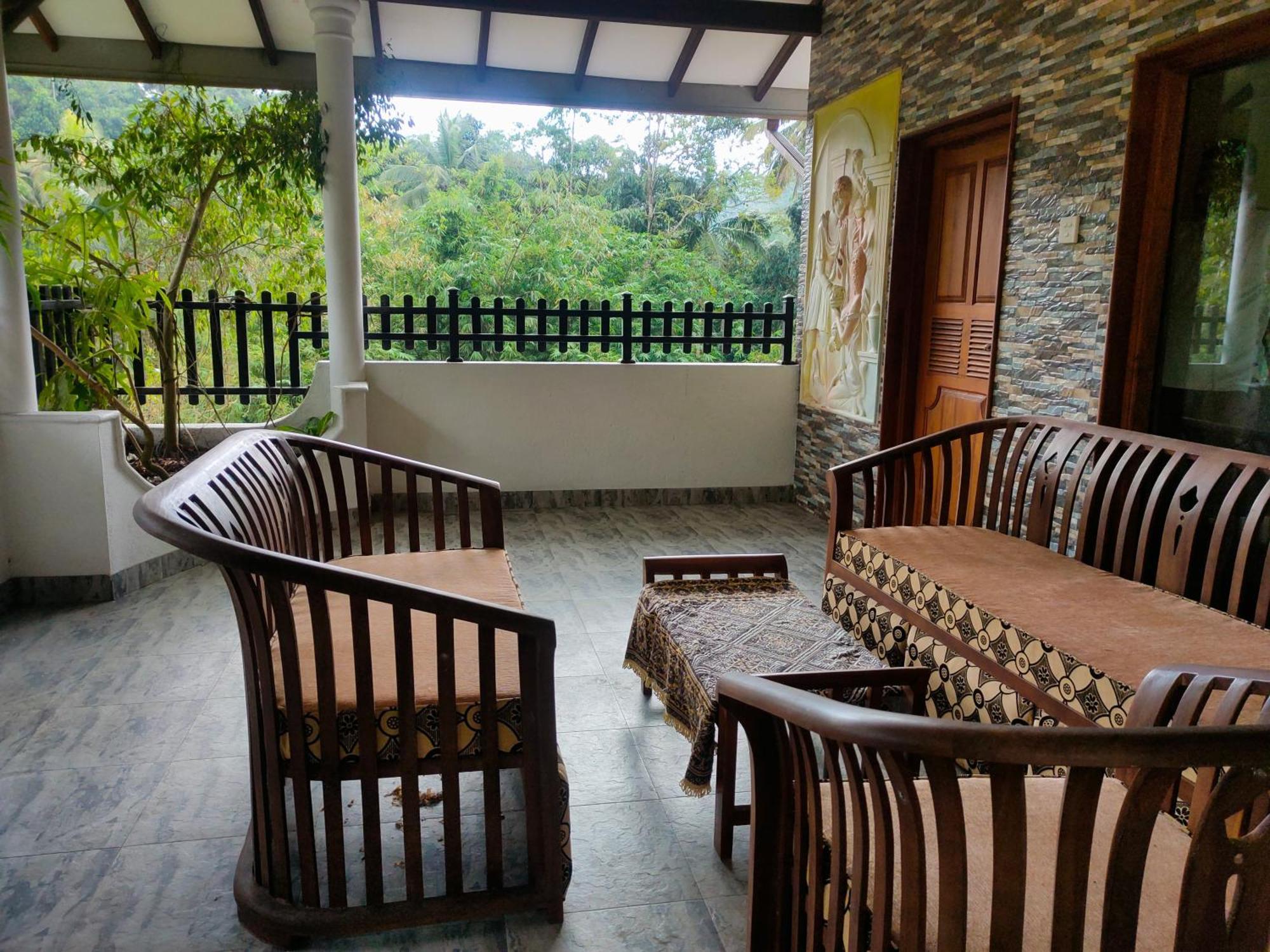 Heaven Palace 2* Kandy