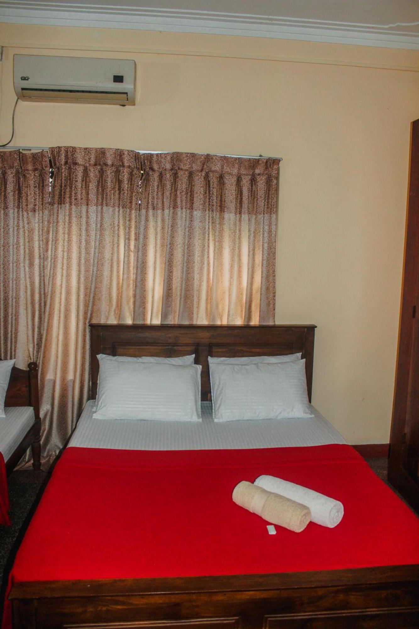 Spice & Herb & Food Hotel