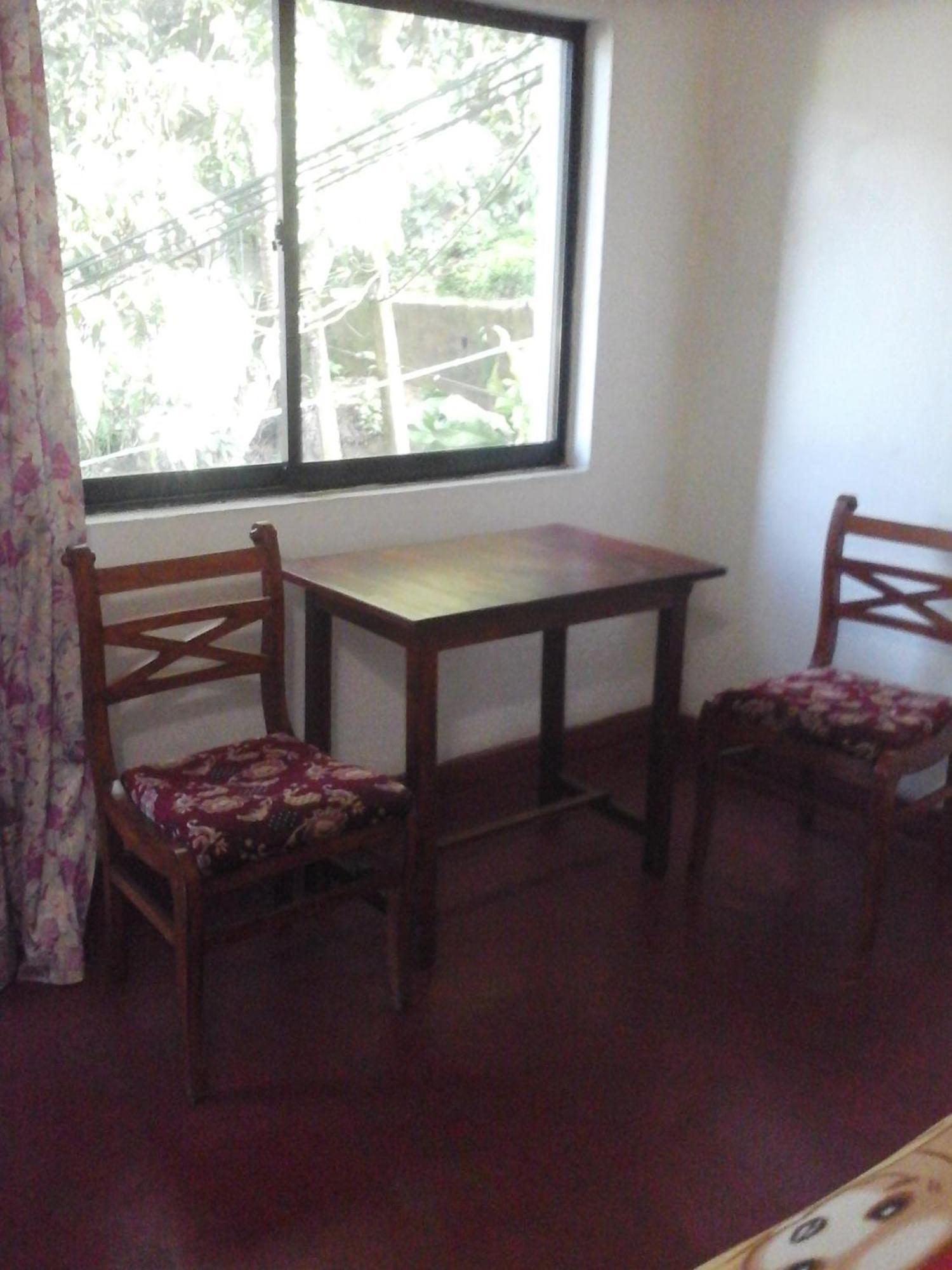 Hotel Majestic Tourist Kandy