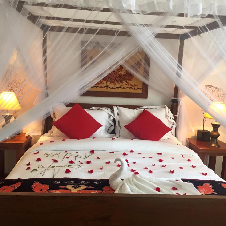 Gangula Hotel
